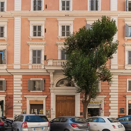 Lägenhet Guesthost - Multifunctional San Pietro *